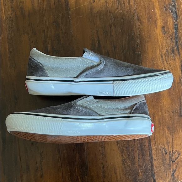 Vans Skate Pop Cush Gray and White Slip-On Sneakers Size: 4.5 Boys #VN0A5FCA1N6 - Picture 8 of 13